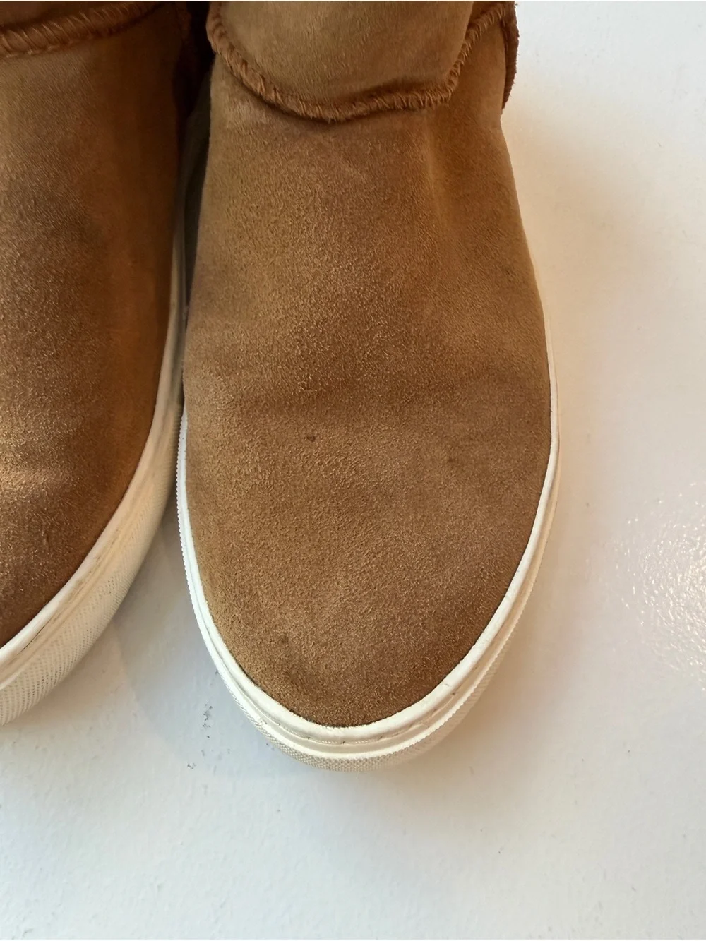 UGG Aika in Chestnut Brown Suede Wool Lined Platform Buckle Boots Size 9